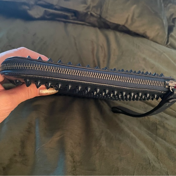 Christian Louboutin Clutch Wristlet Studded Leather Navy Blue Bag Purse💙❤️💙❤️ - Picture 7 of 11